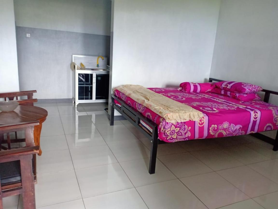 Green Homestay Malang Exterior foto