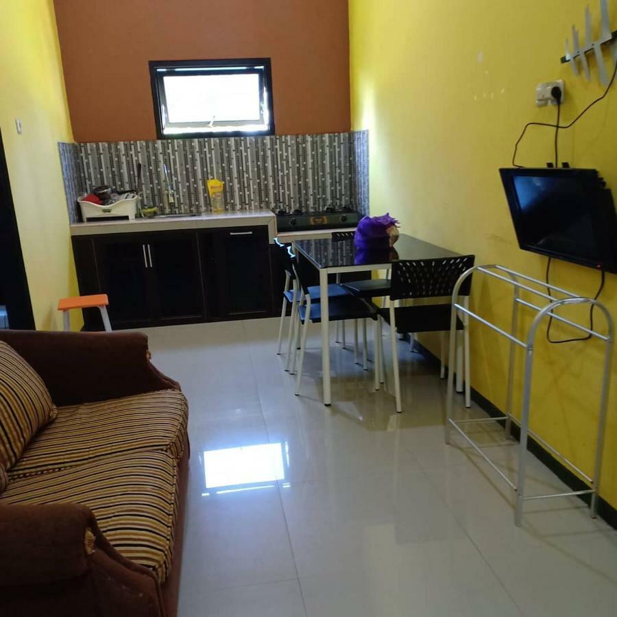Green Homestay Malang Exterior foto